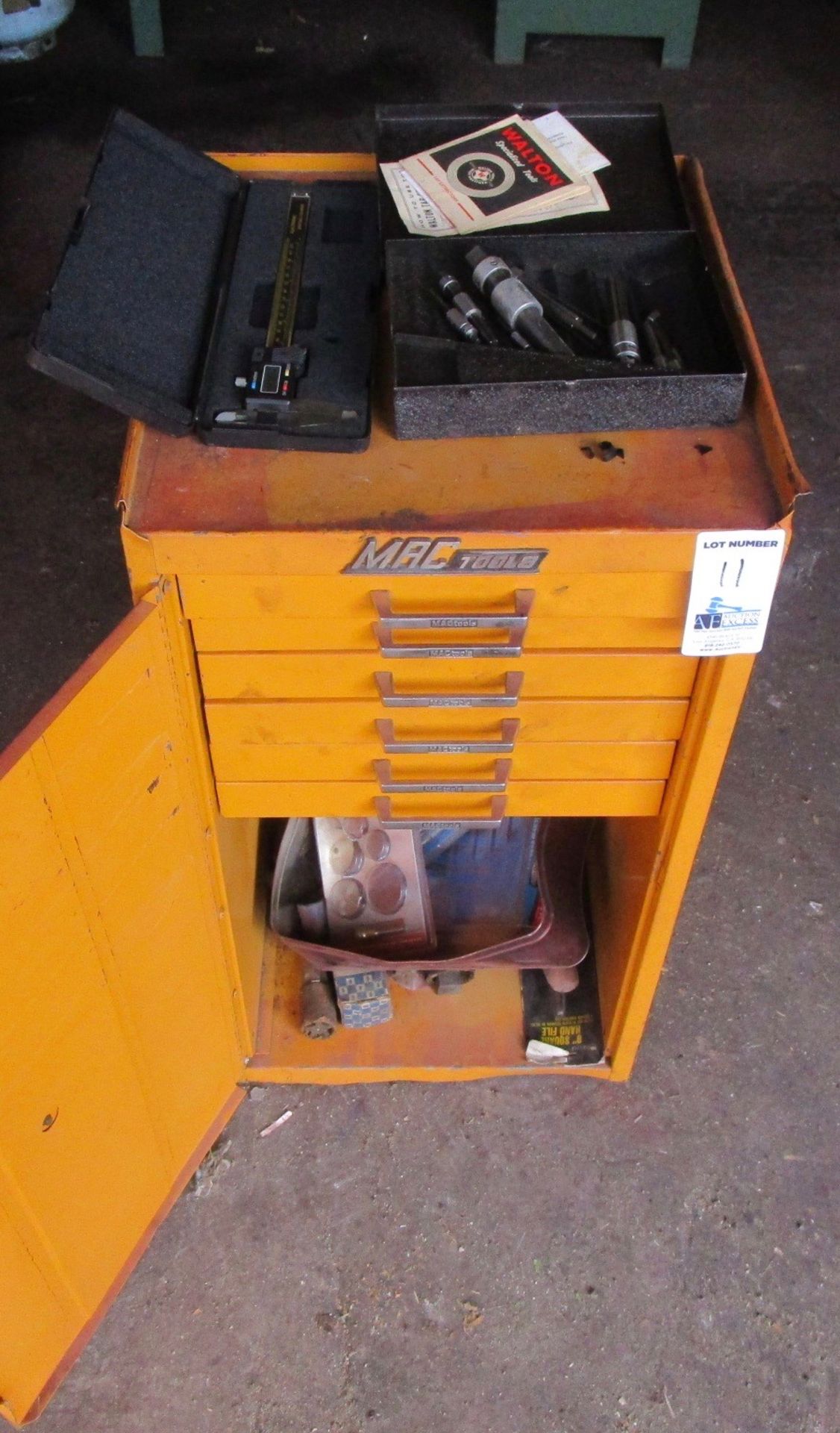 MAC TOOLS CABINET WITH CONTENTS INCLUDED