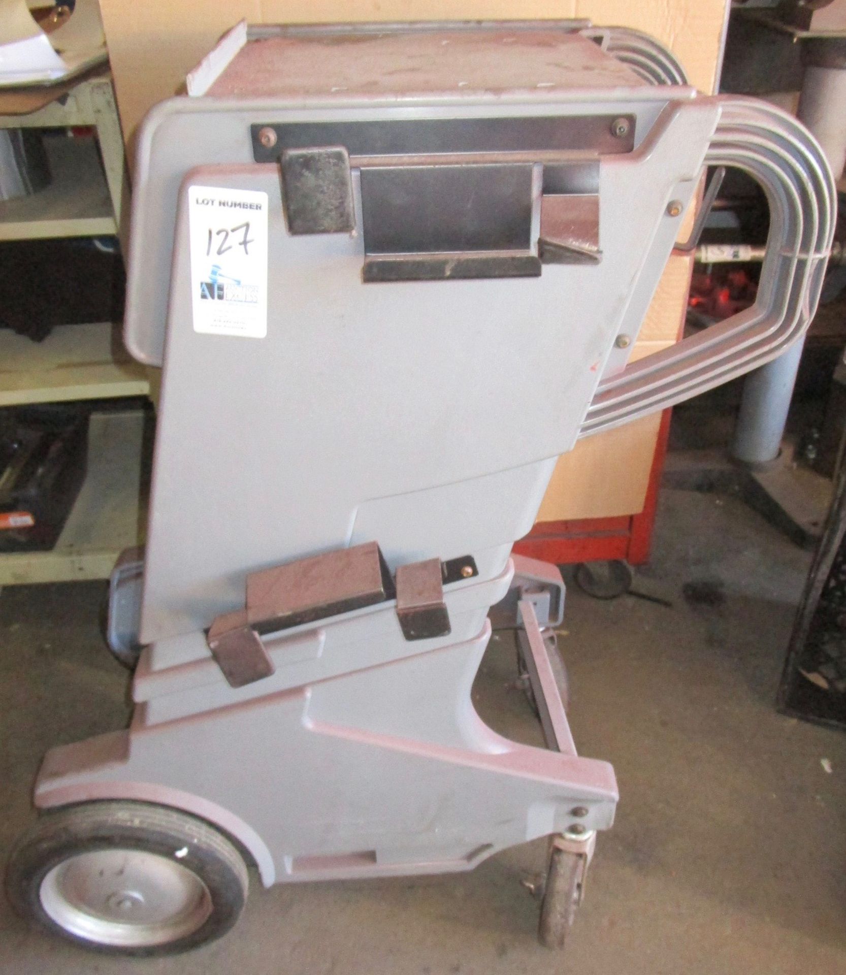 SMALL EQUIPMENT CART (26X16X36)