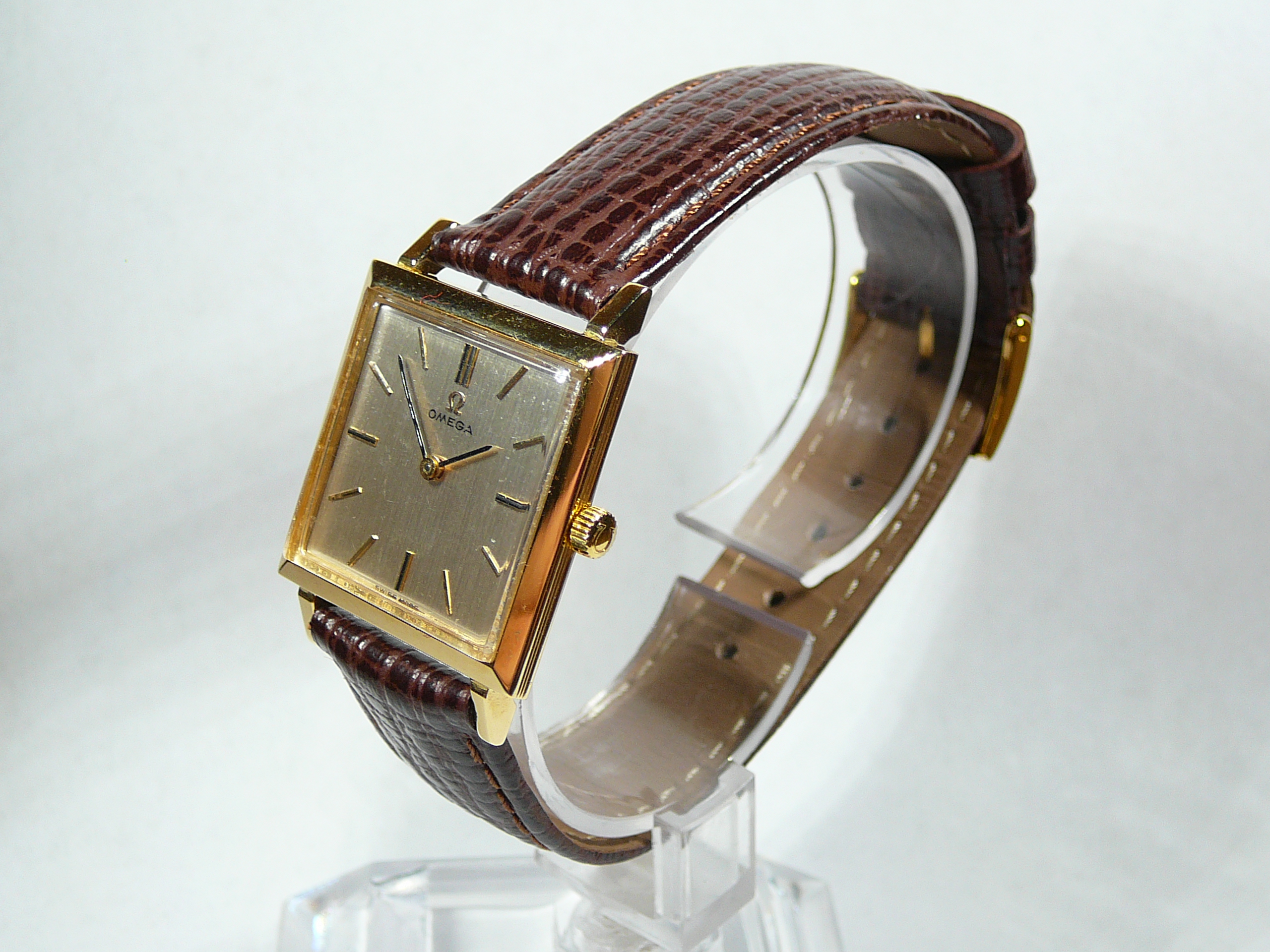 Ladies Vintage Gold Omega Wrist Watch