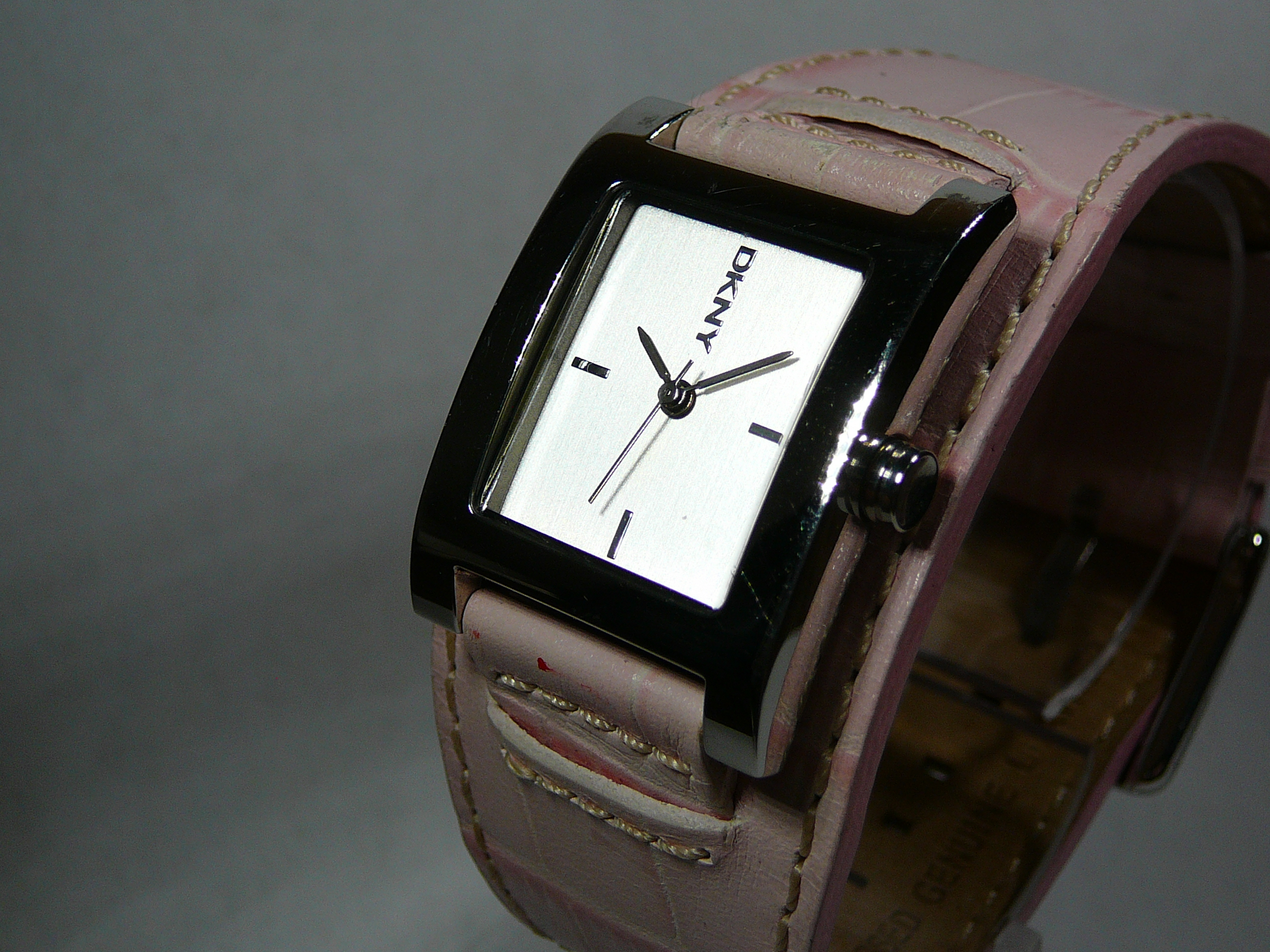 Ladies DKNY Wrist Watch - Image 2 of 3