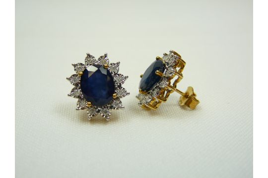 Fine pair of gold, sapphire and diamond earrings - Image 4 of 5