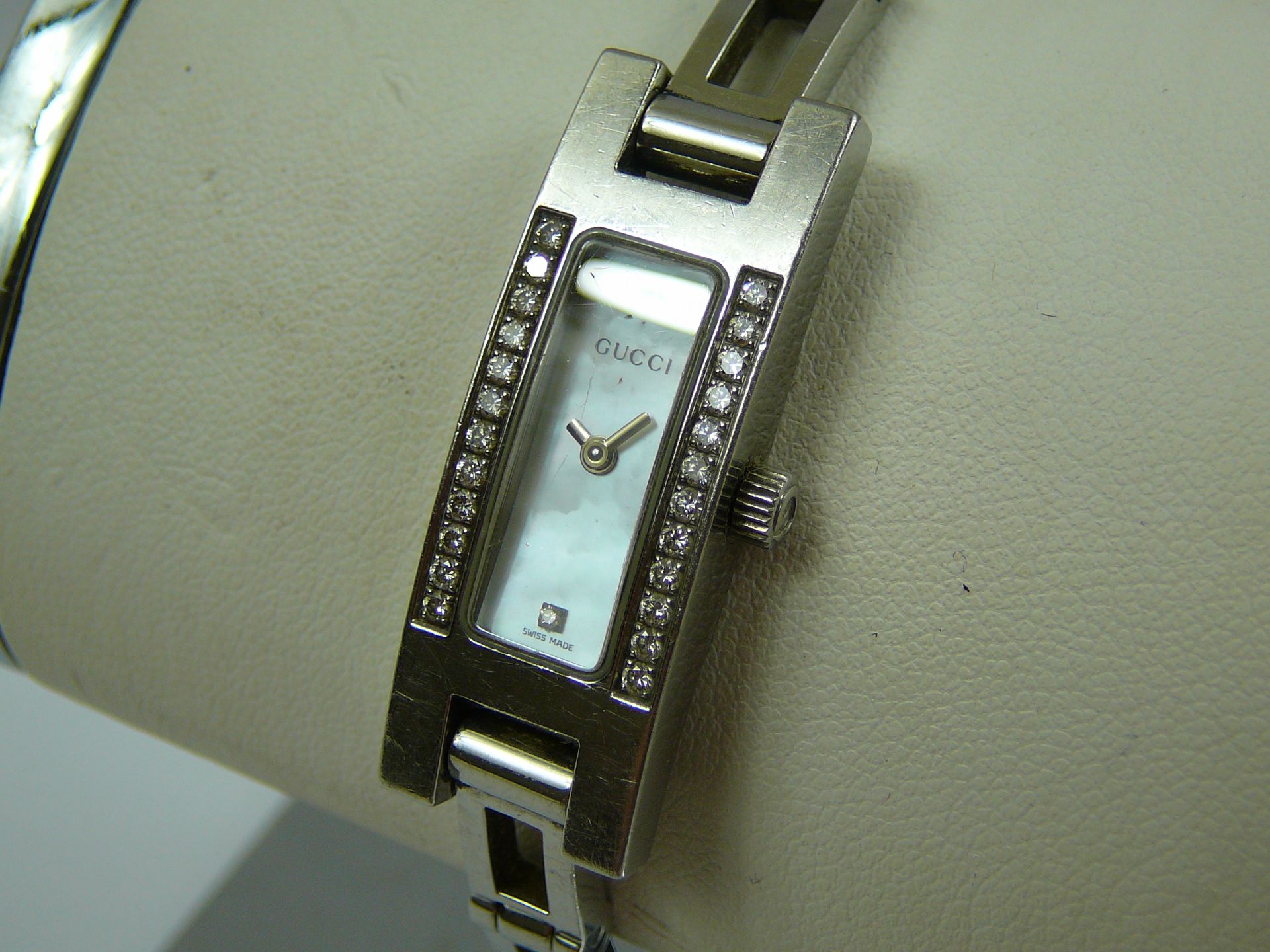 Ladies Gucci Wrist Watch - Image 2 of 3
