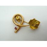 14ct gold red stone set leaf brooch