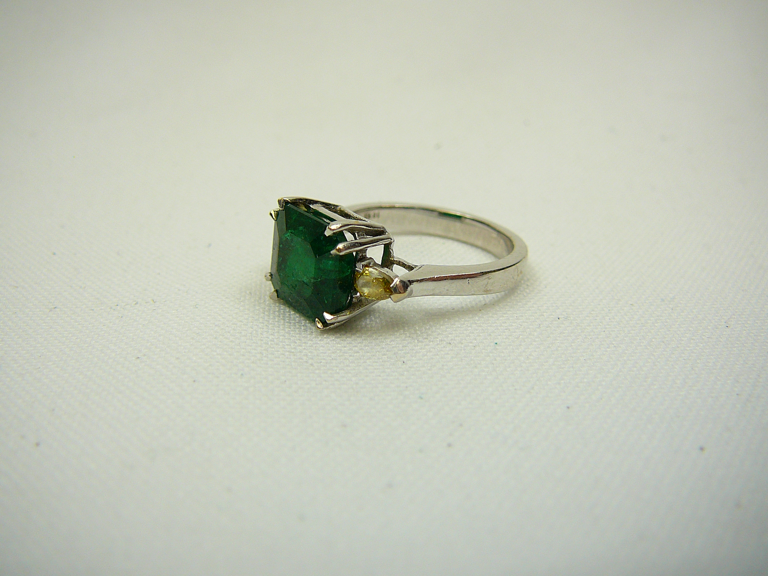 18ct white gold, emerald and diamond ring - Image 4 of 5