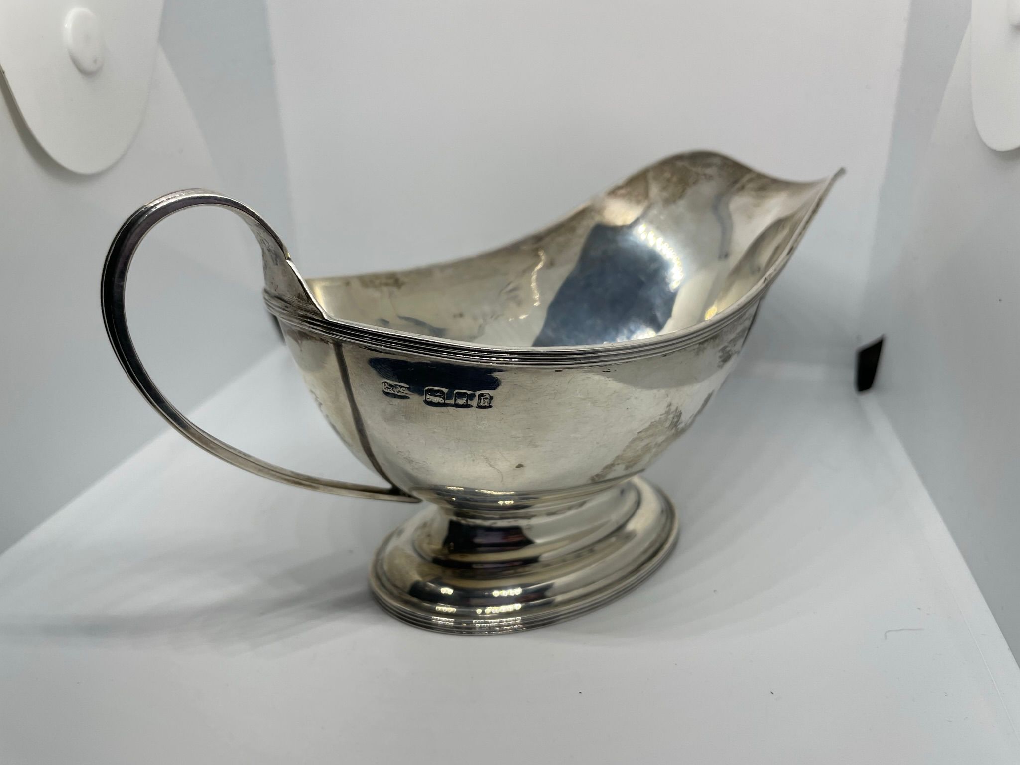 Sterling silver gravy boat - Image 2 of 2