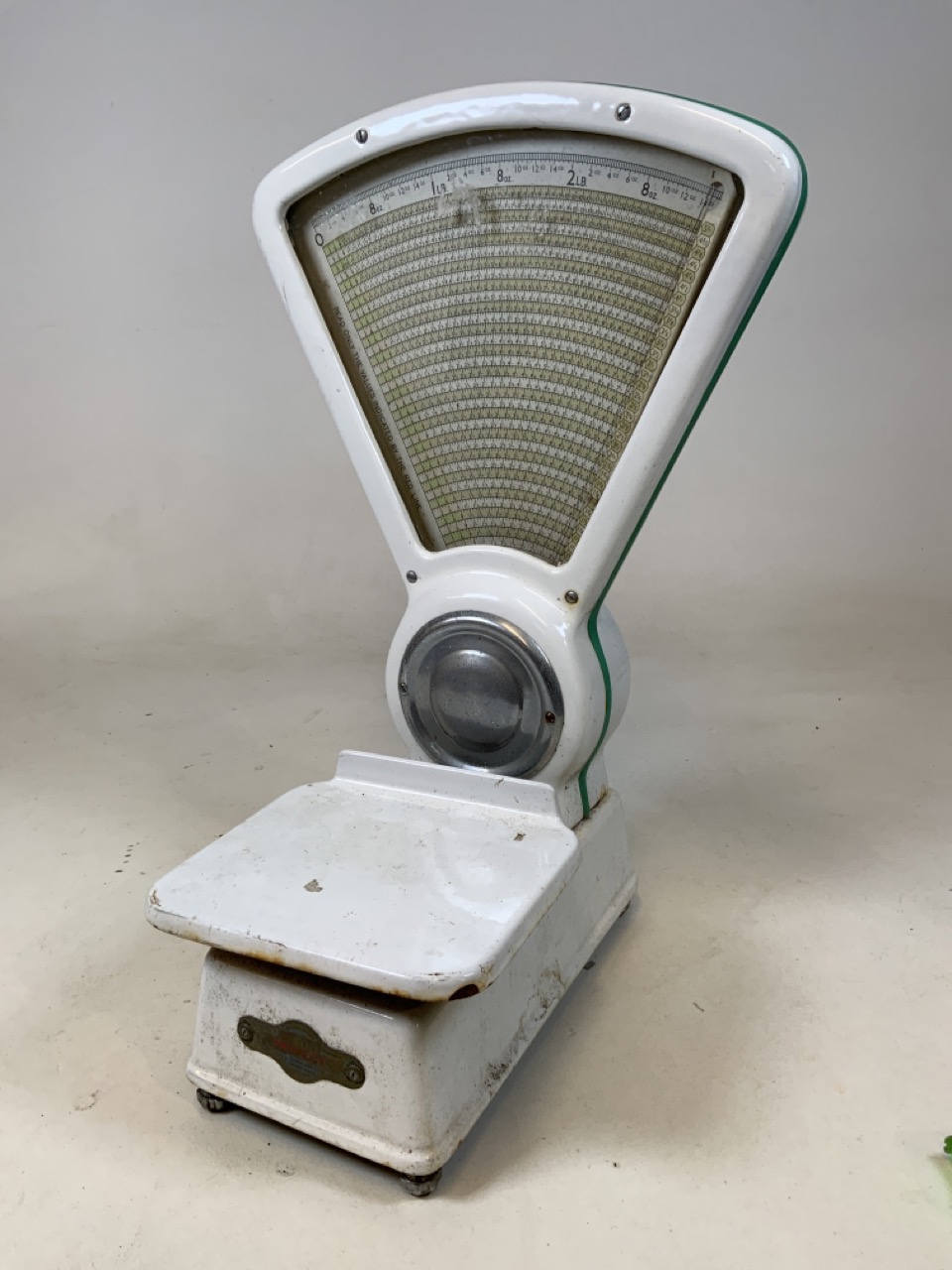 A set of Prefect vintage double sided shop weighing scales. H:63cm