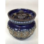 Lambeth Doulton lidded tobacco jar with screw on top. Stamped to base 1164 W:14cm x H:14cm