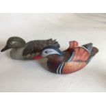 2 carved and painted decoy ducks W:25cm x H:10cm