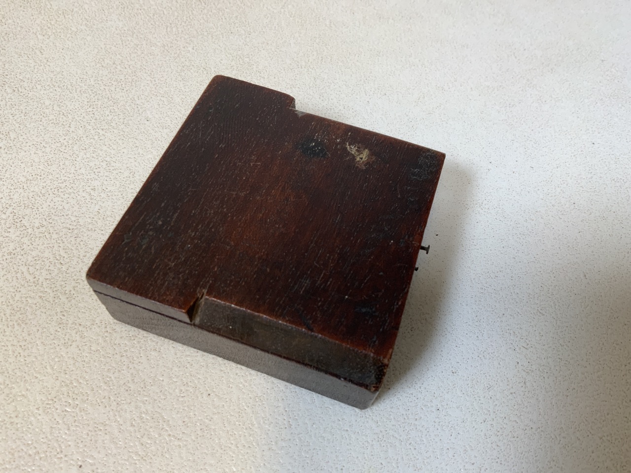 A nineteenth century mahogany cased pocket compass with paper dial and blue compass needle. No front - Image 5 of 8
