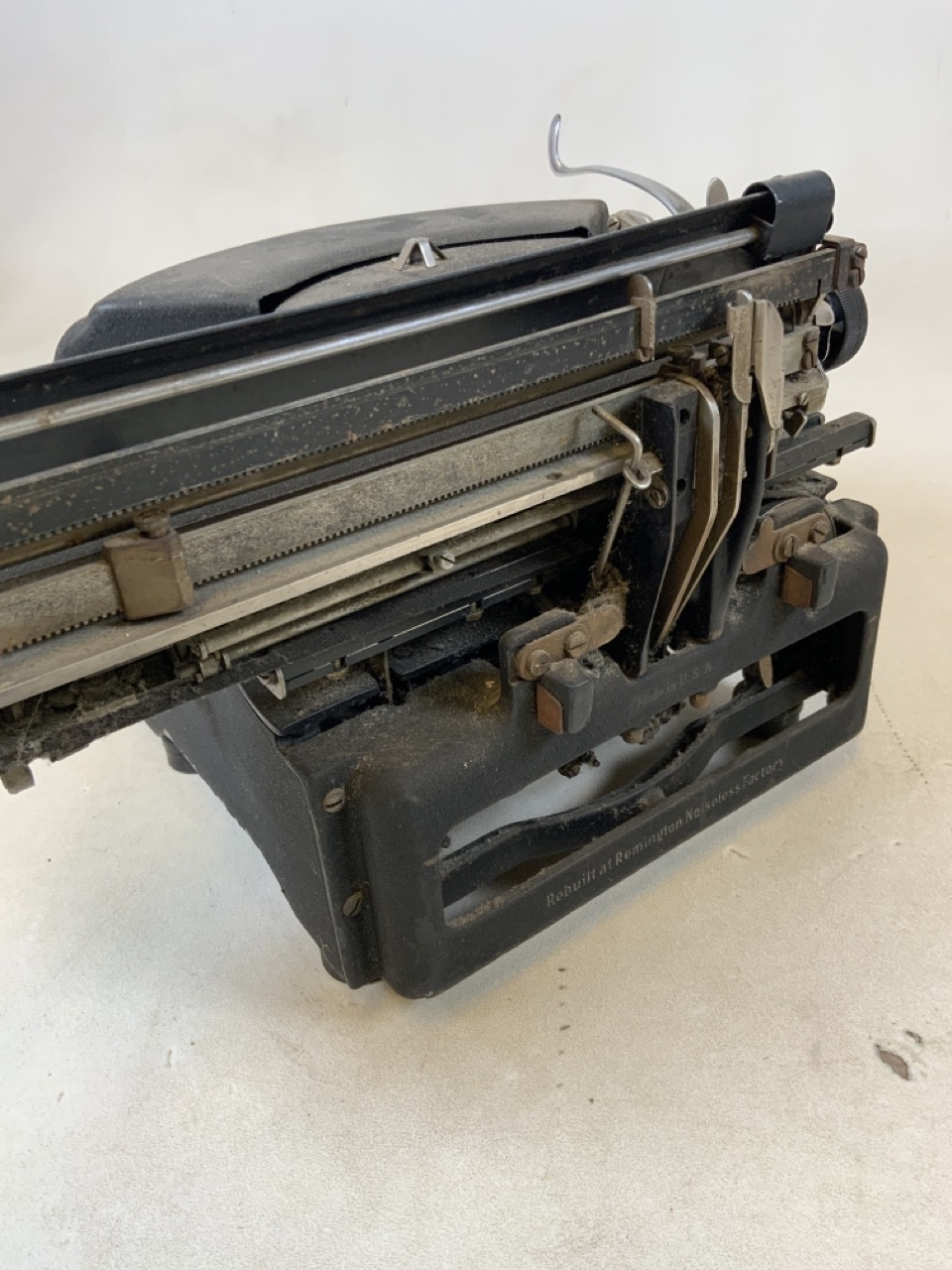 A Remington Noiseless typewriter. - Image 5 of 5