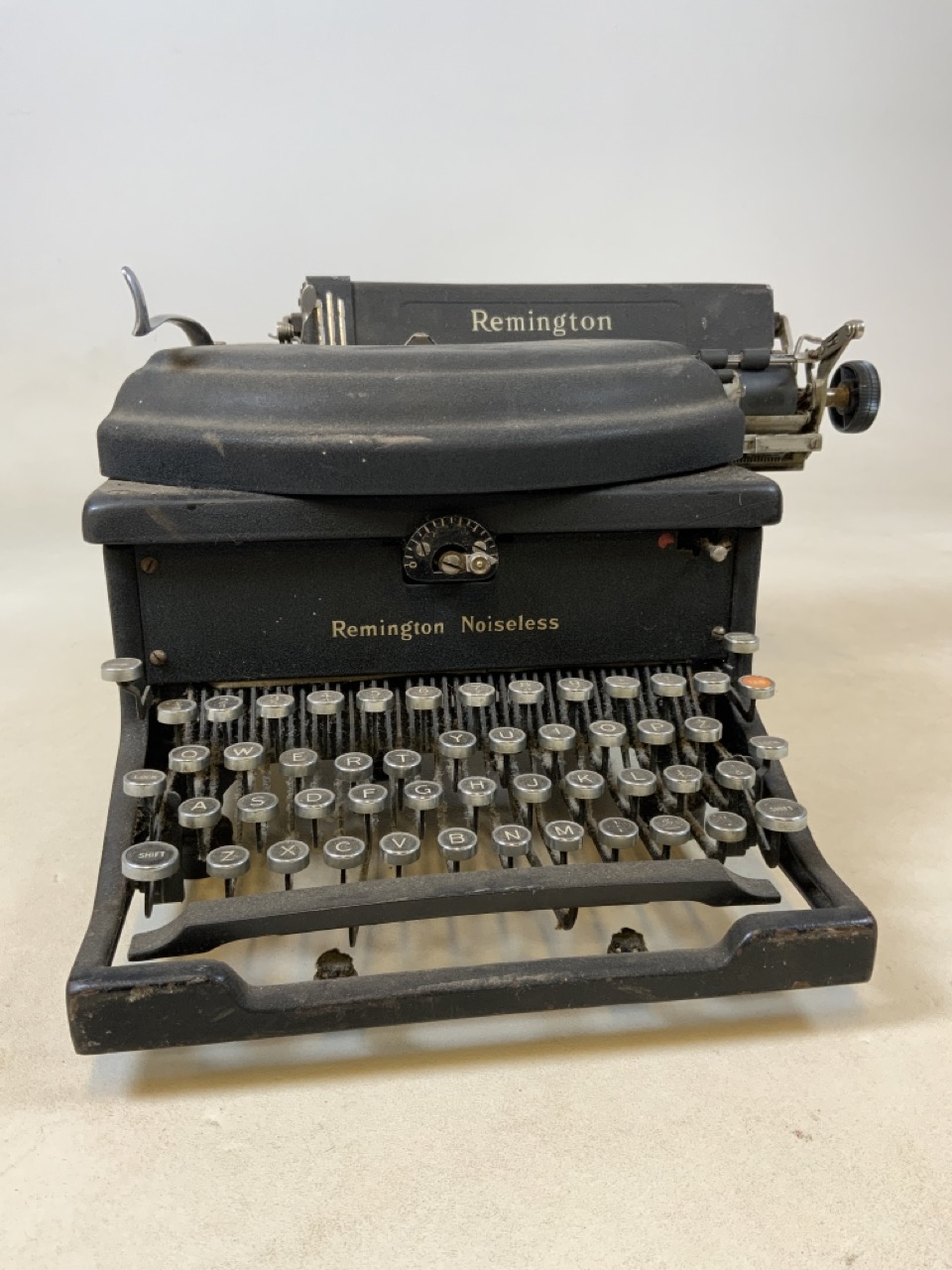 A Remington Noiseless typewriter.