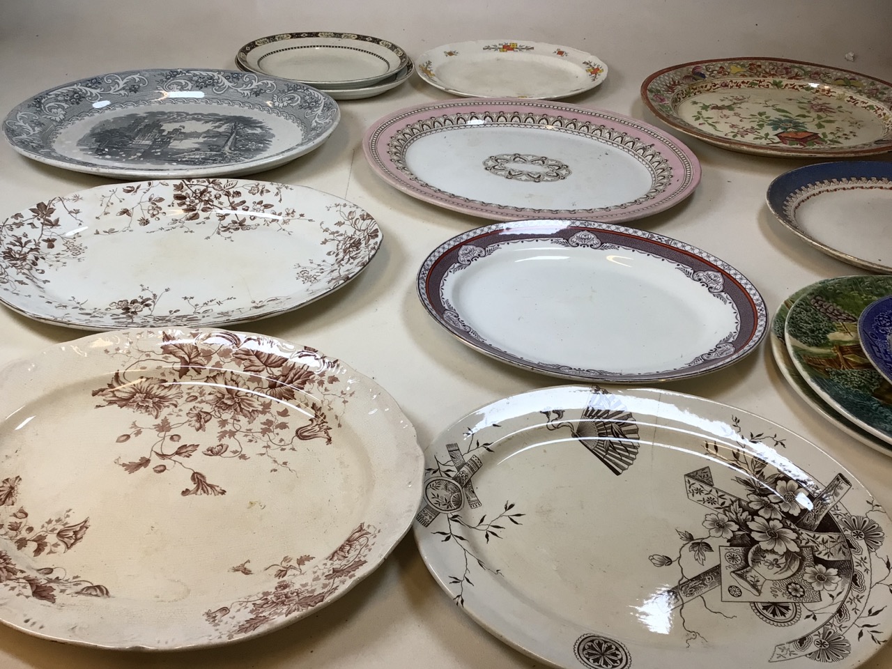 Quantity of decorative vintage platters A/F perfect for decoration - Bild 6 aus 6