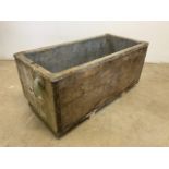 An Edwardian lead lined Belfast sink with plug. W:66cm x D:30cm x H:30cm