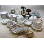 A mixed lot of ceramics including Royal Worcester Bridal lace, Derby Posies, Carltonware, Wedgwood