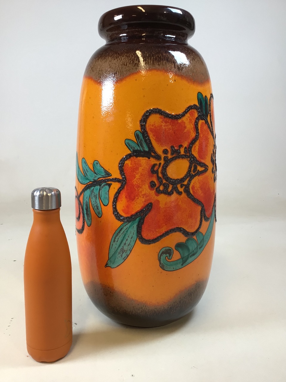 West German Fat Lava pottery floor vase model 284-53. Bright orange ground with orange and red - Bild 2 aus 6