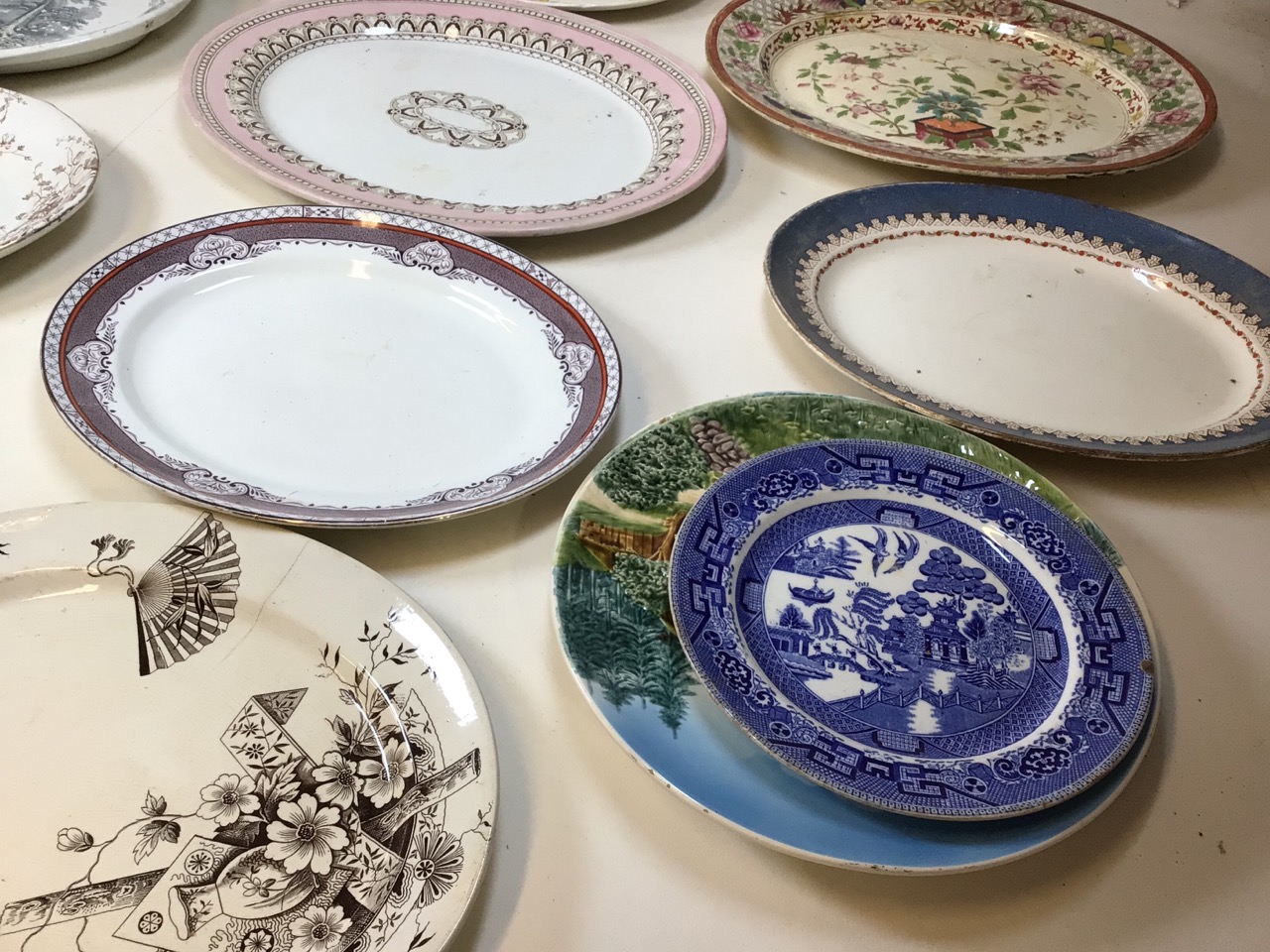 Quantity of decorative vintage platters A/F perfect for decoration - Bild 5 aus 6