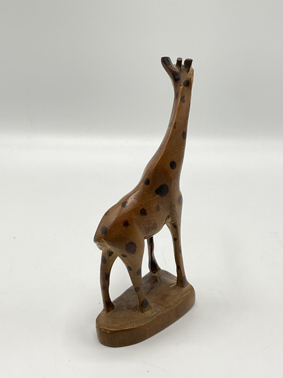 An East African polished hardwood bull elephant, an ebony duck, a hardwood giraffe and a horn bird - Image 5 of 11