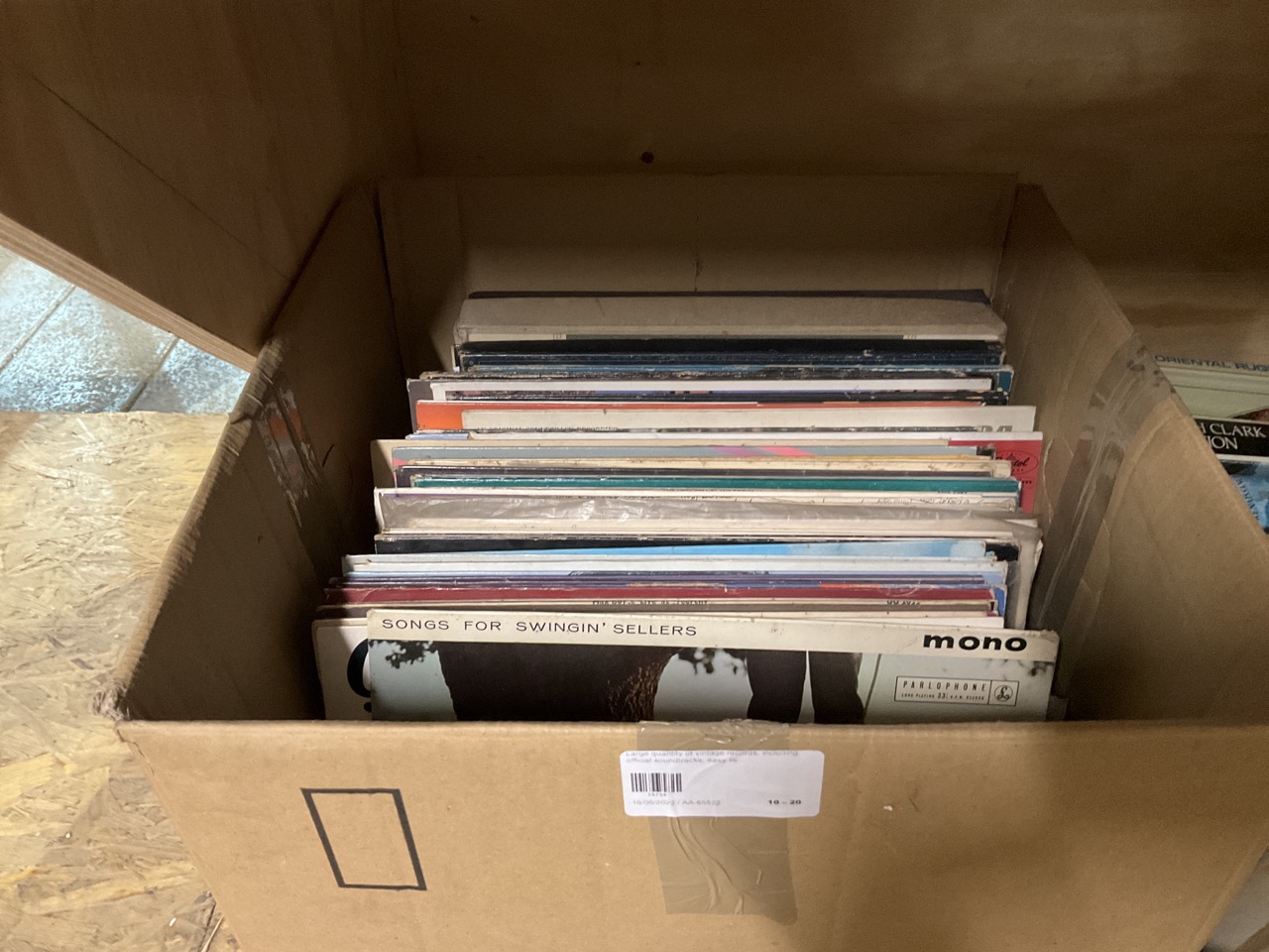 Large quantity of vintage records, including official soundtracks, easy listening and classic - Image 6 of 6
