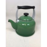 A Green Le Creuset kettle W:20cm x D:26cm x H:27cm