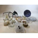 A quantity of ceramics including Alfred Meakin Bleu de Roi, Shelley, Arthur Wood wall pocket,