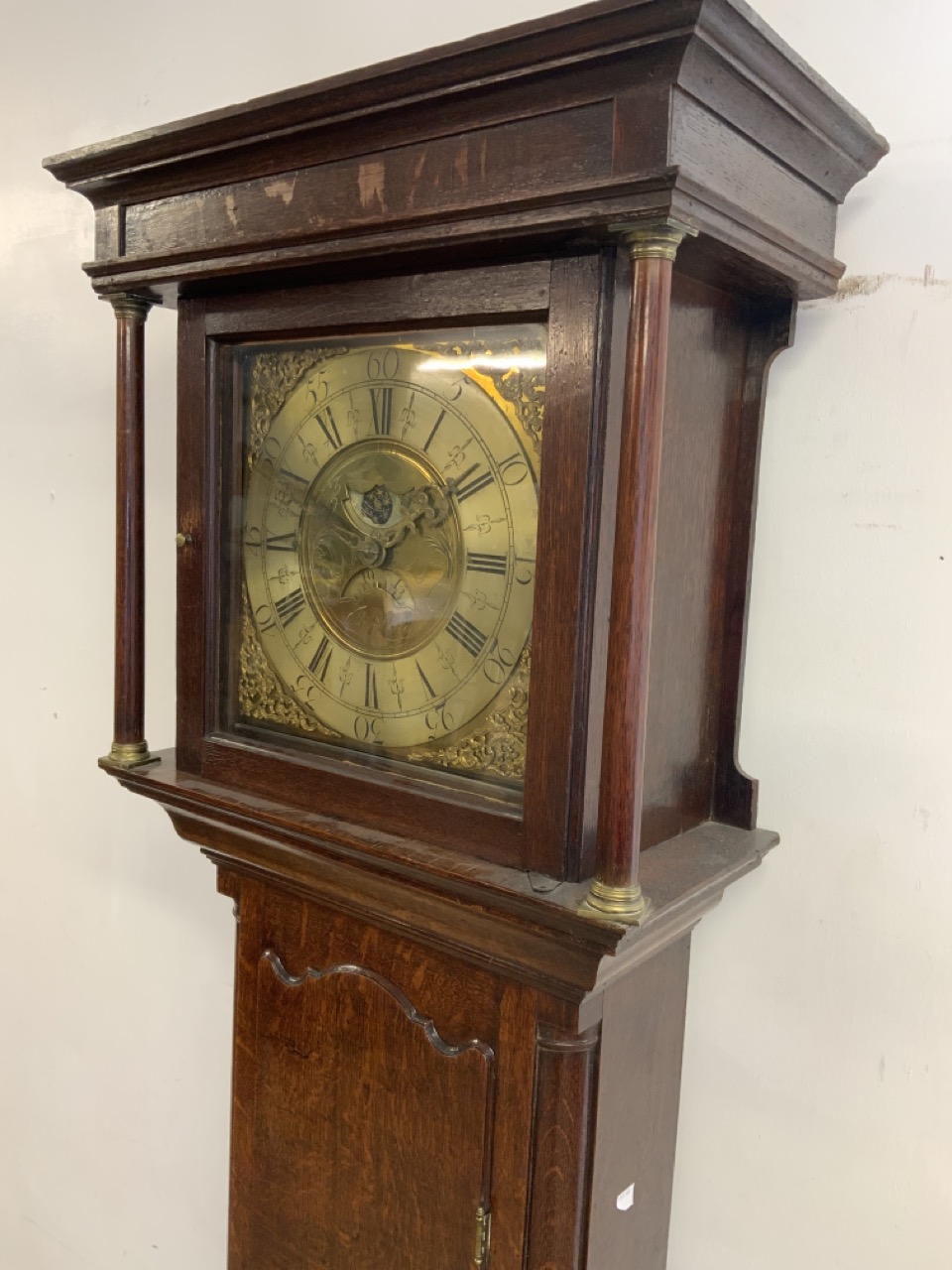 A Thomas Lister Georgian oak longcase clock with weight and pandulum. Brass face with later but - Bild 7 aus 8