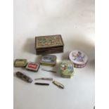 A collection of vintage Pen knives including mother of pearl with silver blades and others. Also