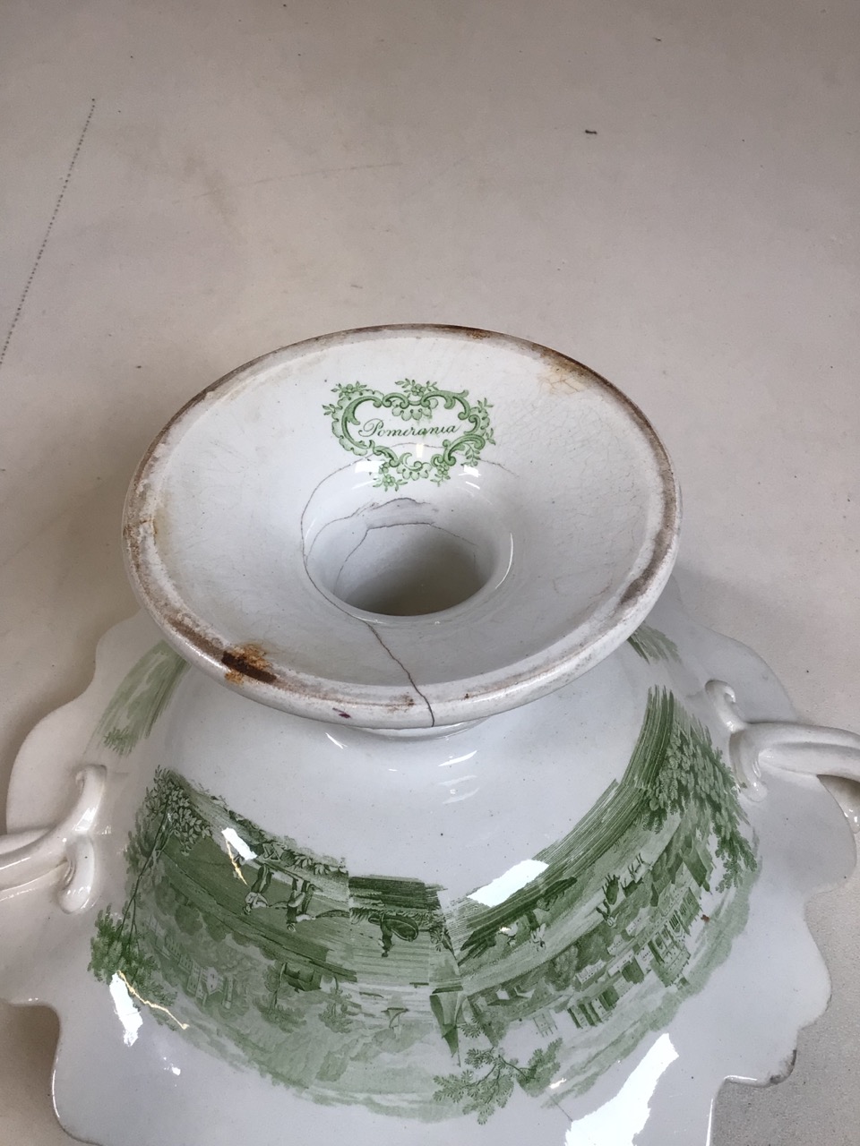 Pomerania green and white china by John Ridgway circa 1835. Comprising 15 plates 23cm, 5 assorted - Bild 11 aus 13