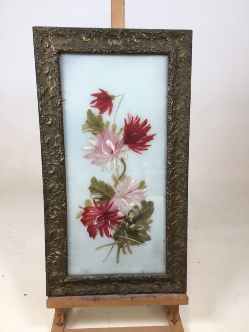 A pair of glass painted panels of flowers in floral decorated gilt frames W:32cm x H:56cm - Bild 2 aus 5