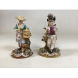 A pair of continental Meissen style figurines A/F H:17cm