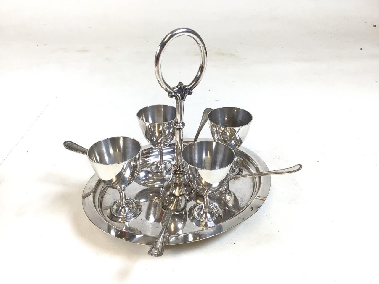 3 silver plate egg cup carousels with spoons. Each set serves 4. All in good condition. - Bild 5 aus 10