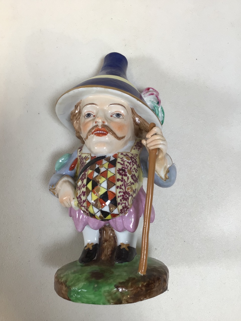 A Royal Crown Derby Pot Belly Dwarf with blue hat and harlequin and flower pattern vest. Circa - Bild 6 aus 6