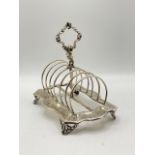 Victorian sterling silver toast rack with engraved finish. Provision for 6 slices. Makers mark