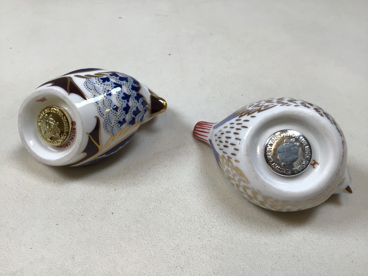 Royal Crown Derby paperweights of birds, includes three ducks and two birds. With silver and gold - Bild 10 aus 13