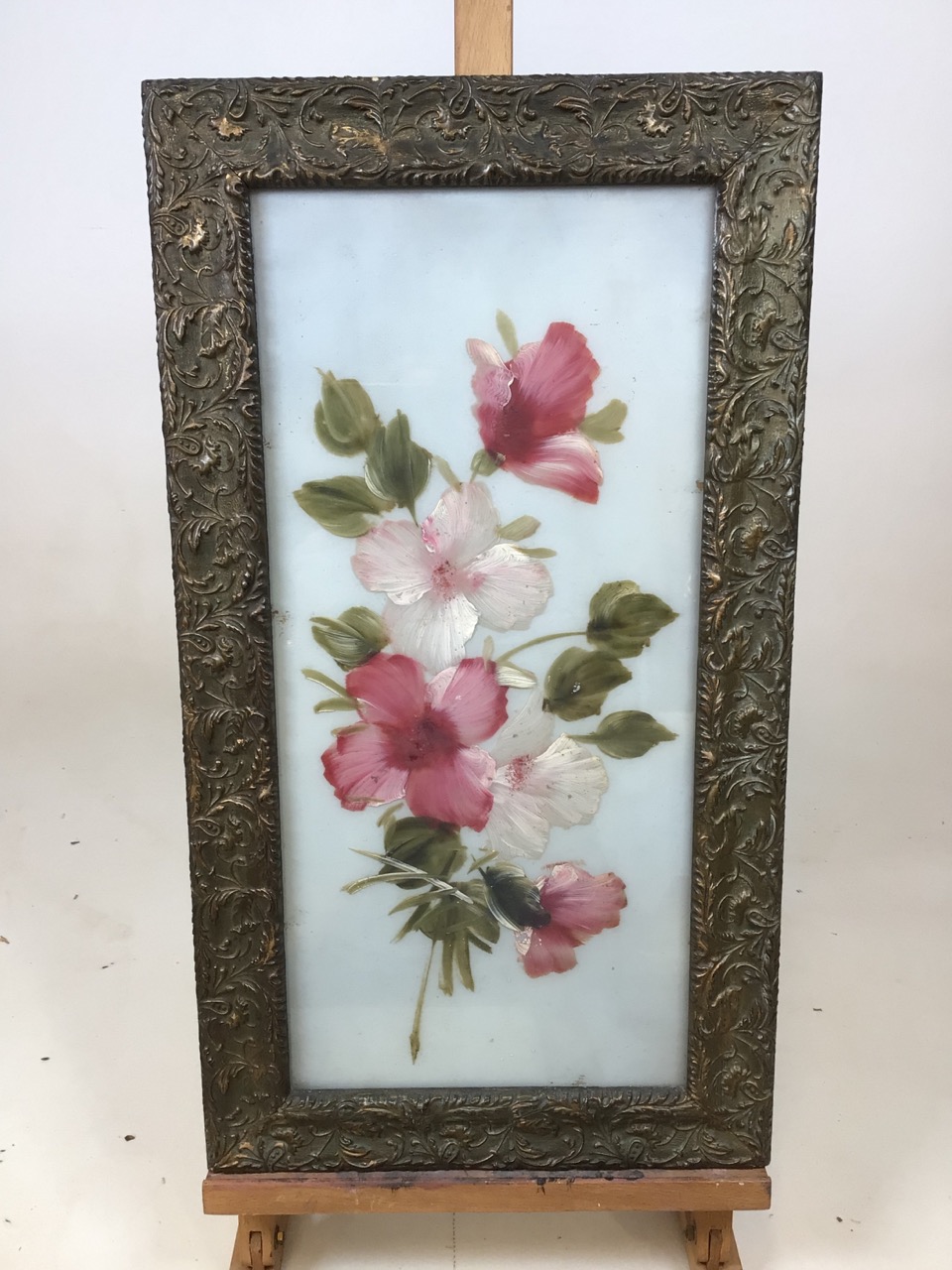 A pair of glass painted panels of flowers in floral decorated gilt frames W:32cm x H:56cm - Bild 4 aus 5