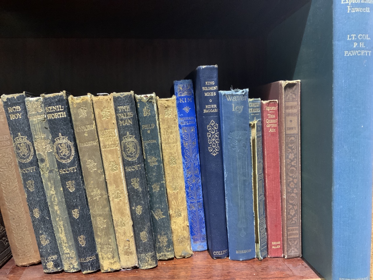 A quantity of antique books some with leather bindings - includes Jane Austen, Thackeray, Sir Walter - Image 3 of 7