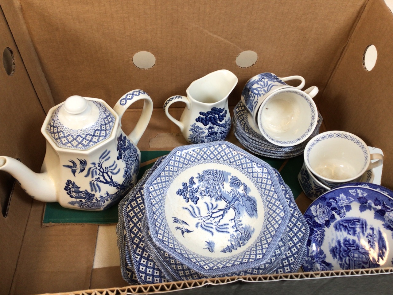 Three boxes of mixed tea sets including Portmeirion The Botanic Garden with teapot, Elizabethan part - Image 2 of 3