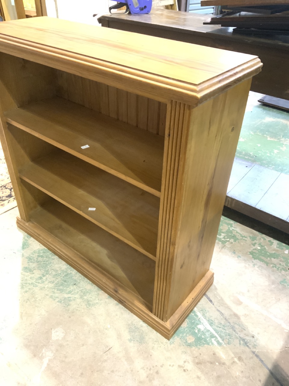 A solid pine set of bookshelves. W:94cm x D:33cm x H:92cm - Image 3 of 5