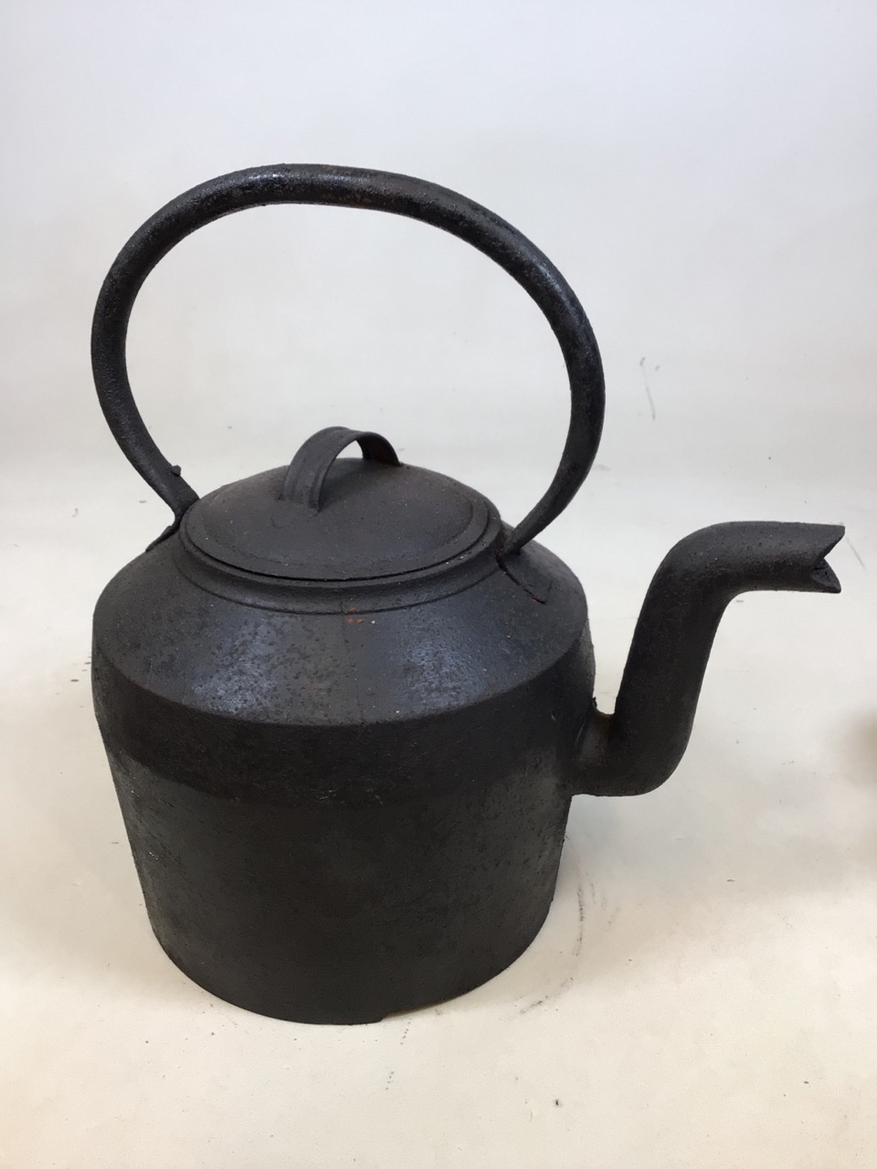 A large, heavy cast iron kettle and a set of scales with weights H:47cm including handle - Image 2 of 4