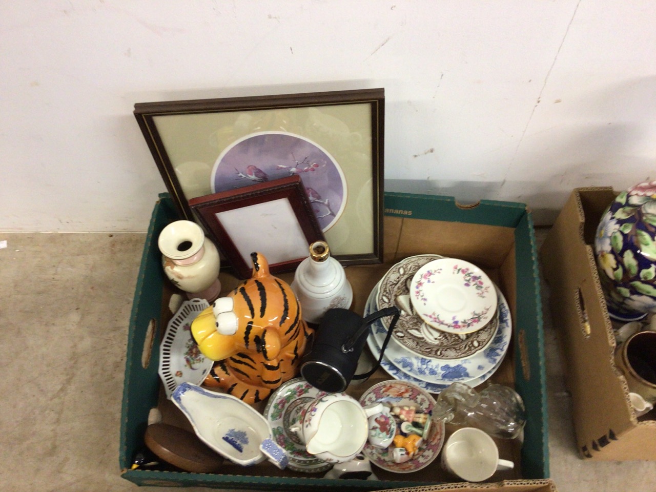 Three boxes of mixed ceramics and other items - Image 3 of 4