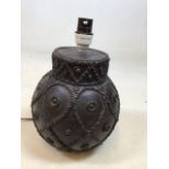 An ornate bronze style moulded lamp base W:19cm x H:21cm Height to top of base