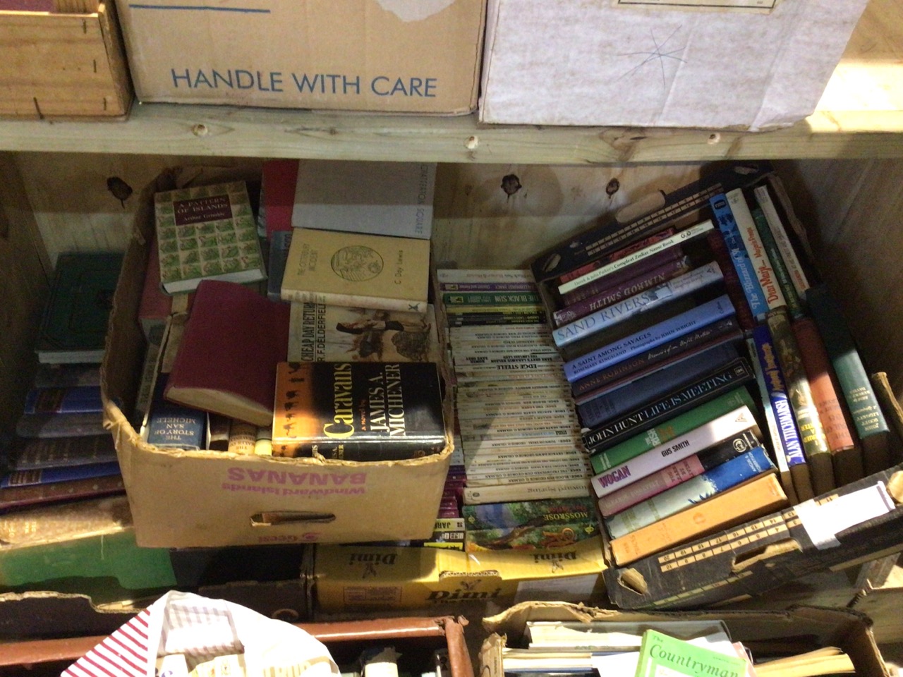 A very large quantity of books in multiple boxes including, wildlife, birds, sporting, trains, - Image 4 of 8