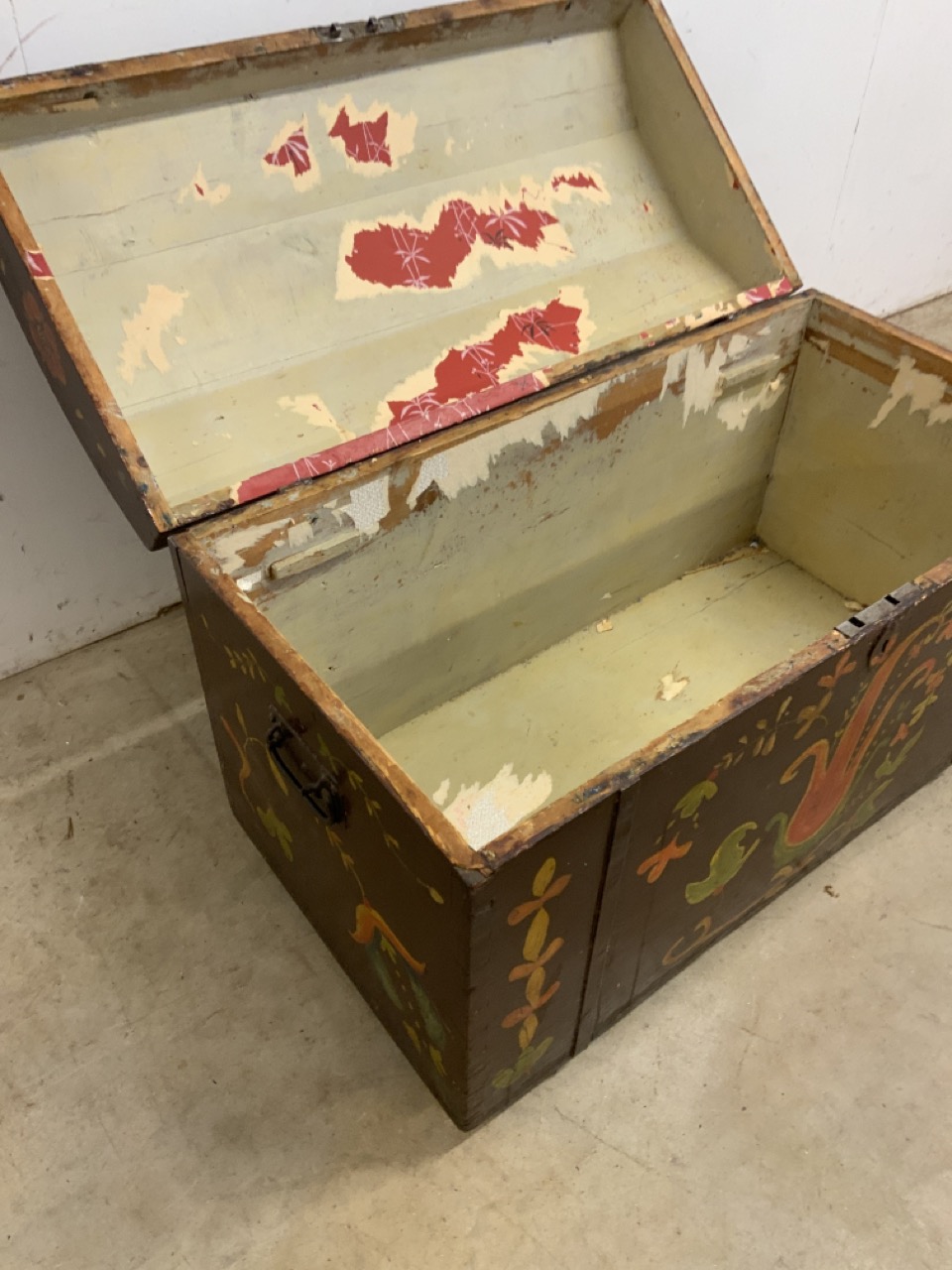 A Dome topped handpainted trunk dated 1894, naively painted with metal handles to the sides. W: - Image 5 of 7