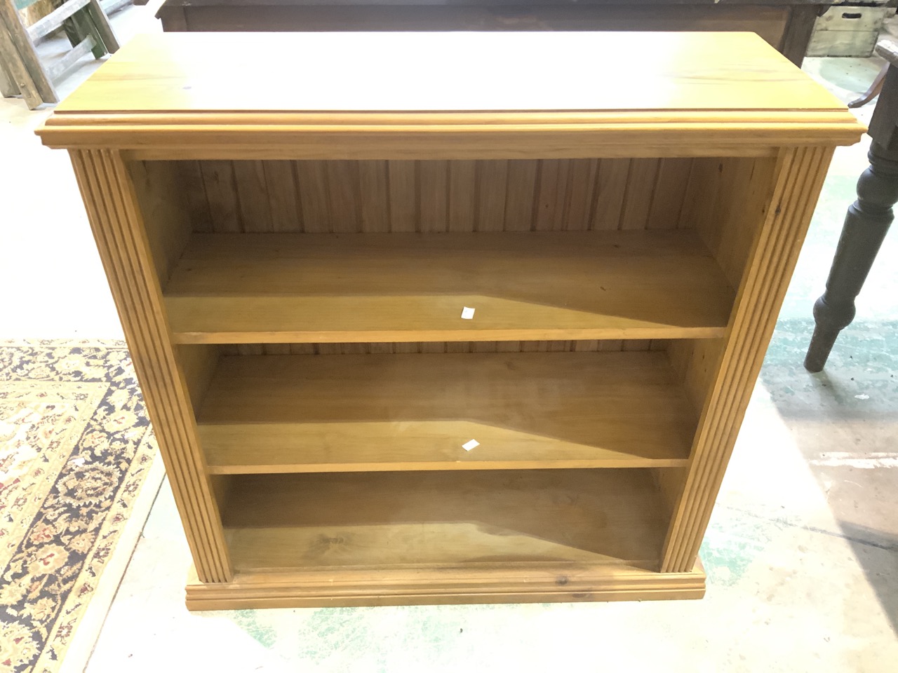 A solid pine set of bookshelves. W:94cm x D:33cm x H:92cm - Image 2 of 5