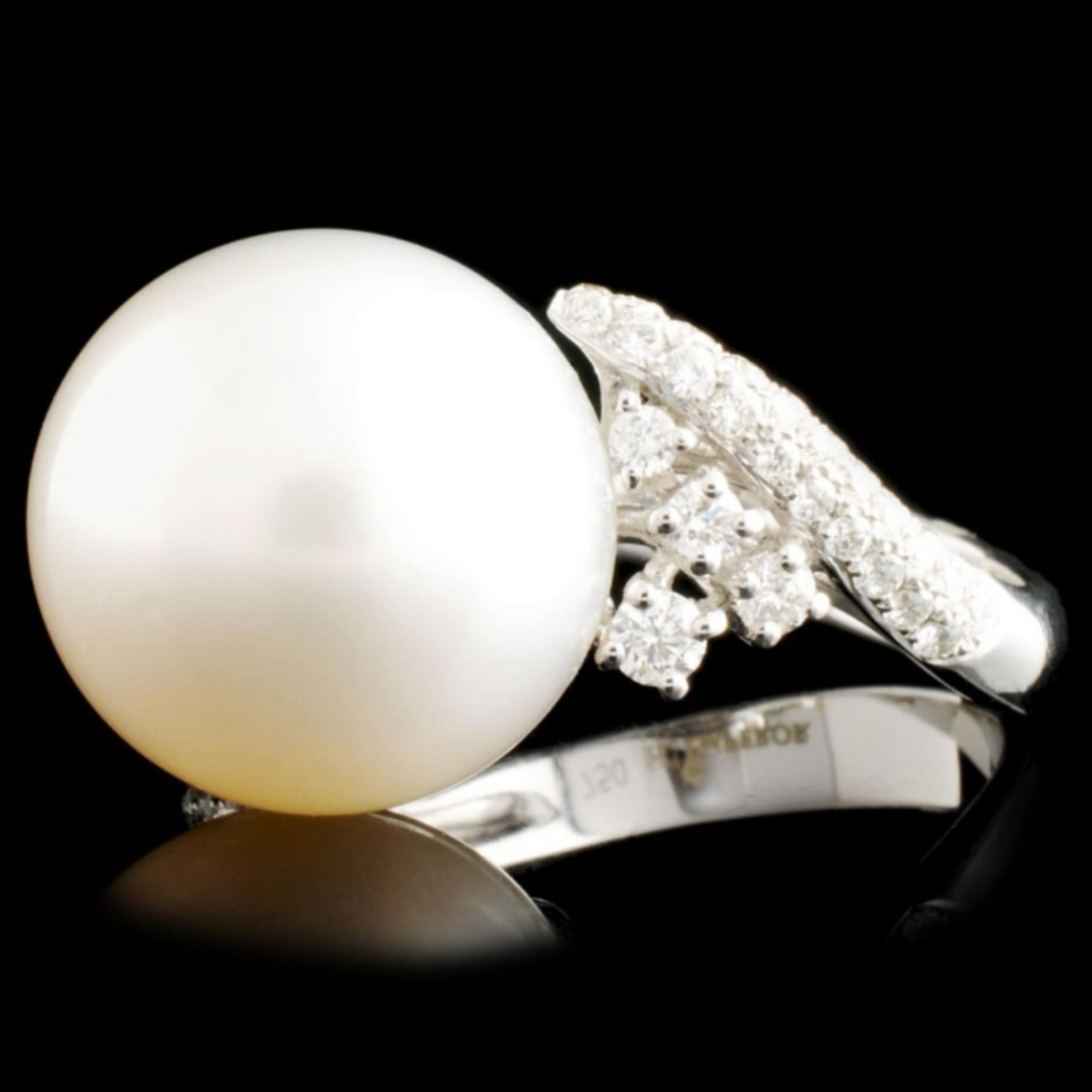 18K Gold 15.00mm Pearl & 0.73ctw Diamond Ring - Image 2 of 5