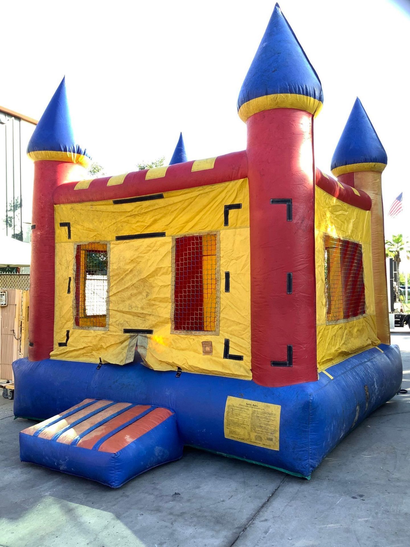 JUMPION CASTLE BOUNCE HOUSE, APPROX 13’ x 13’ - Image 2 of 7