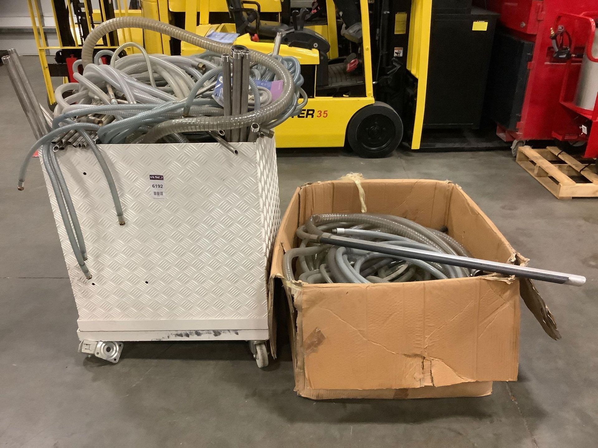 STEEL /BRASS POK FIREFIGHTING EQUIPMENT & HOSES WITH ALUMINUM BOX ON WHEELS - Image 2 of 14