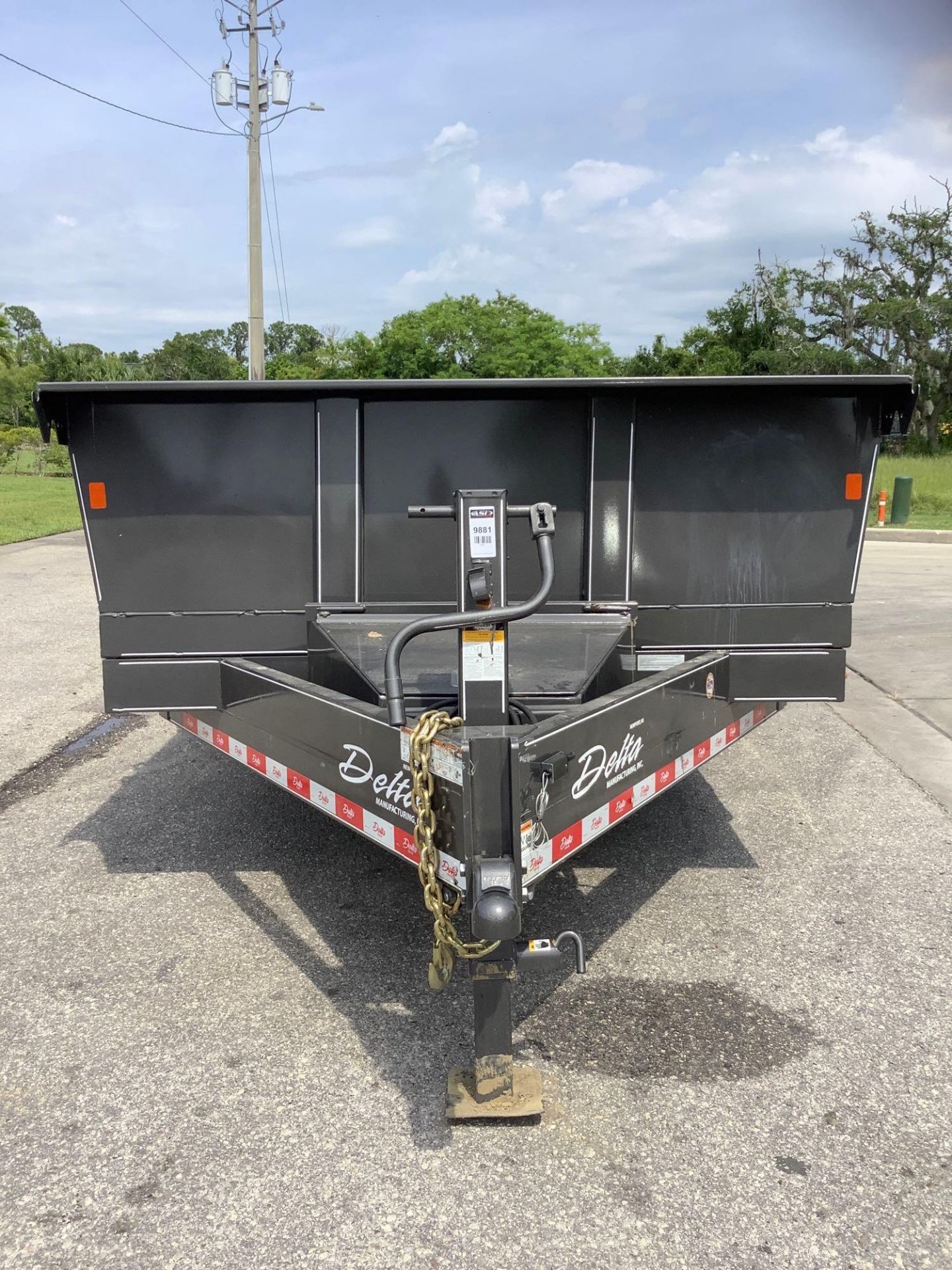 ***2022 DELTA HYDRAULIC DUMP TRAILER WITH REMOTE, APPROX GVWR 14000LBS, BUILT IN BATTERY CHARGE, ELE - Image 13 of 21