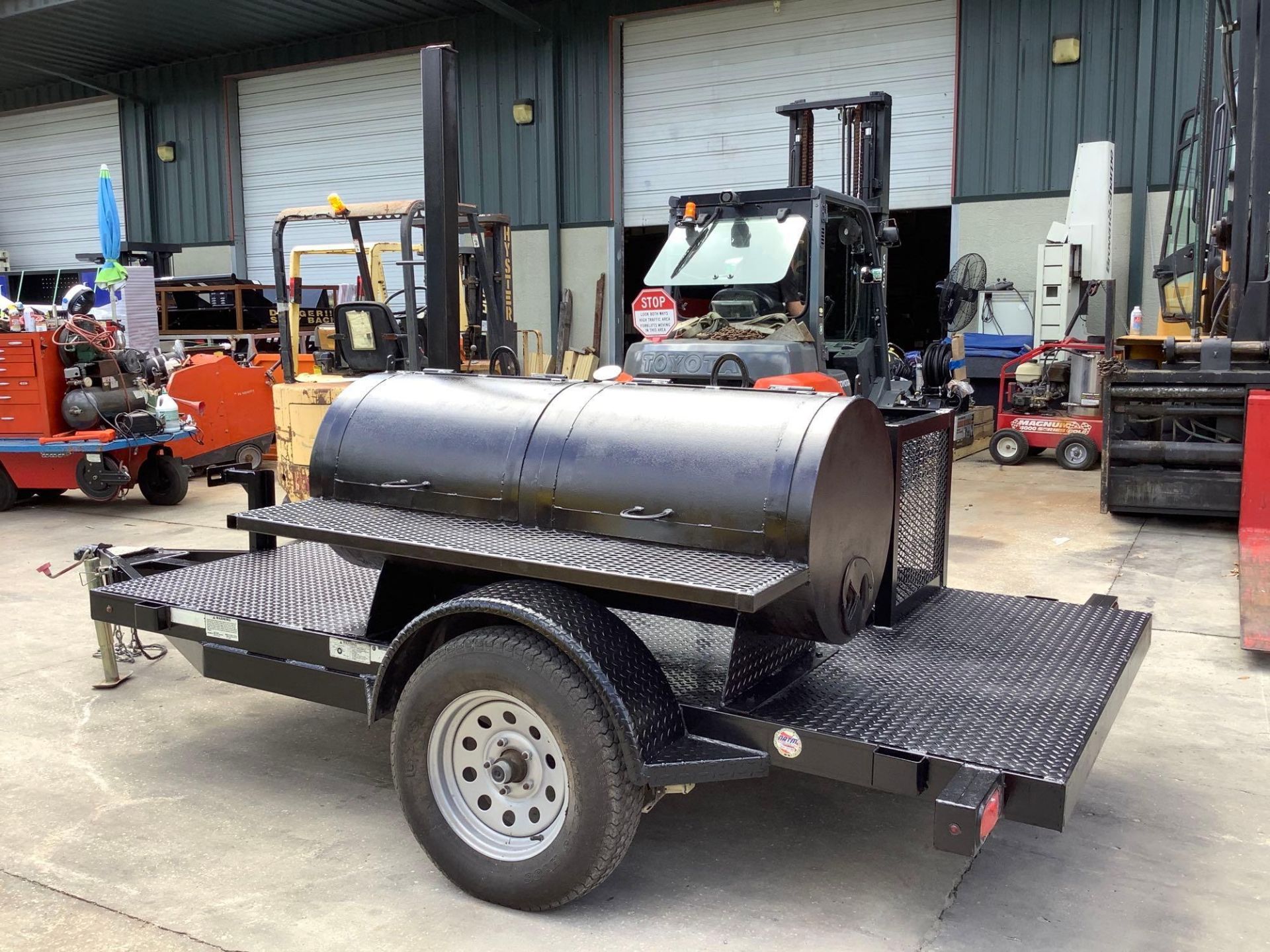 TRAILER MOUNTED INDUSTRIAL GRILL - Image 8 of 15