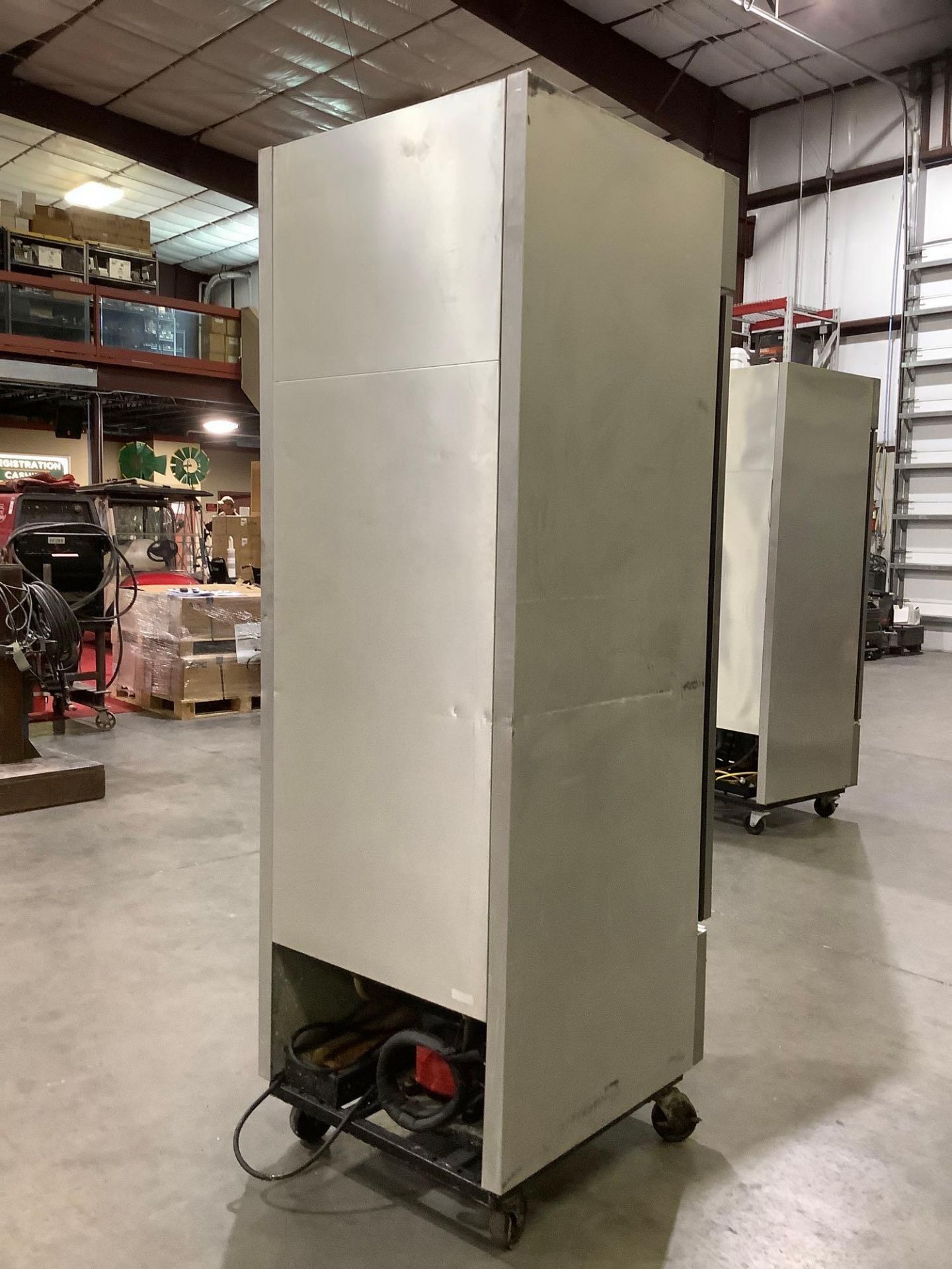 TRUE COMMERCIAL SINGLE DOOR REFRIGERATOR MODEL T-19F, APPROX 27” W x 30” L x 84” T, WORKS - Image 18 of 20