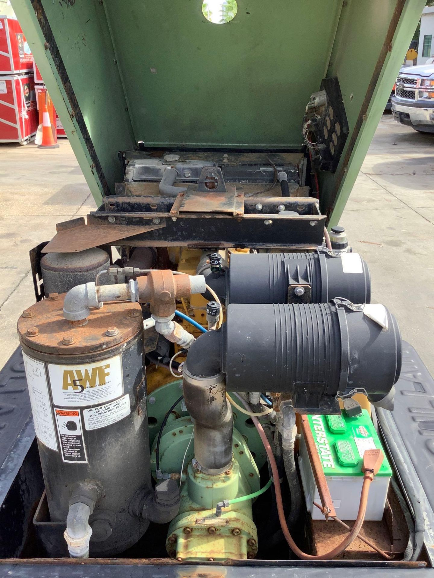 SULLAIR AIR COMPRESSOR MODEL 185 JD, DIESEL, JOHN DEERE ENGINE, TOW BEHIND, APPROX RATED CAPACITY 18 - Image 22 of 24